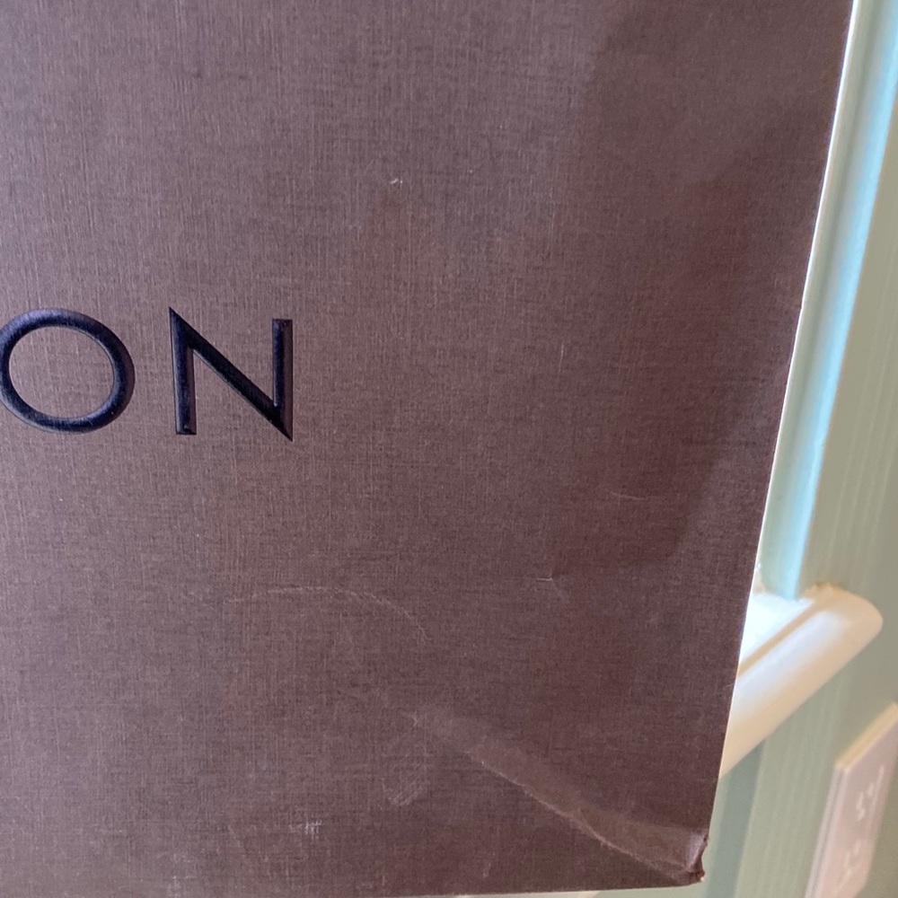 Authentic Louis Vuitton extra large shopping bag - Picture 3 of 9